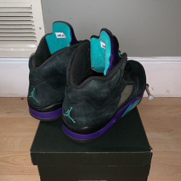 Black Grape 5s Size 10.5 - Picture 4 of 4